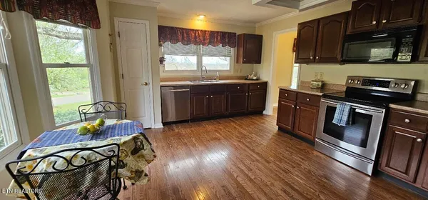 $585,000 | 3313 Bentwood Drive, Kodak, TN 37764