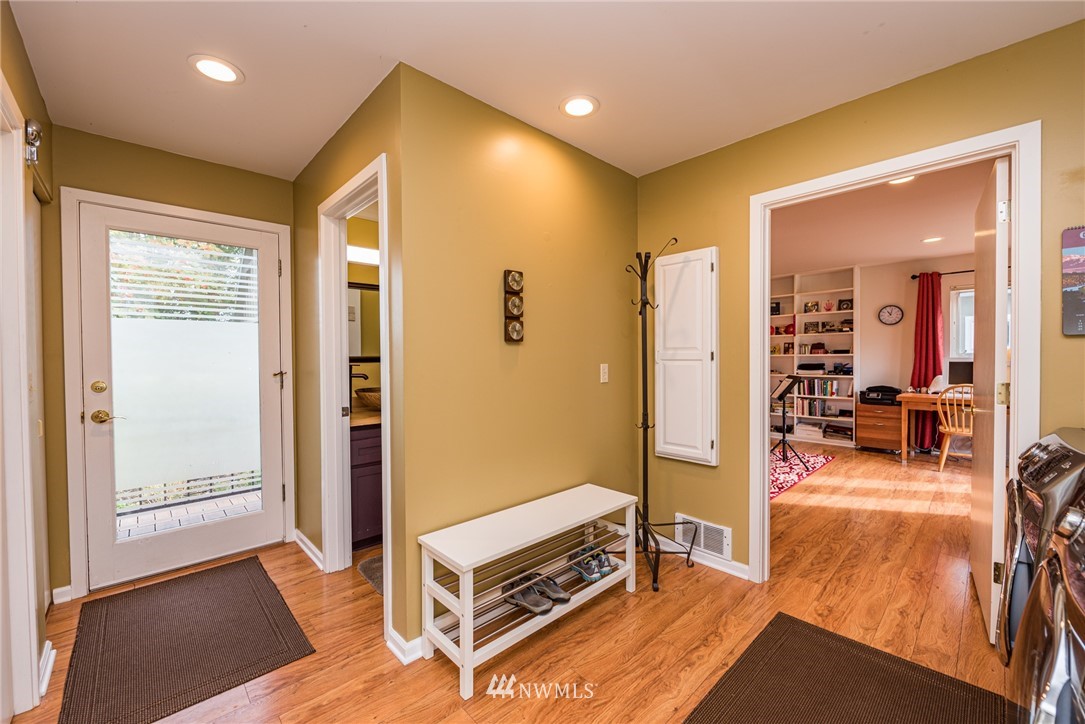 481 Holgerson Road Sequim, WA 98382 - Photo 20 of 40 a view of a livingroom with furniture and a livingroom