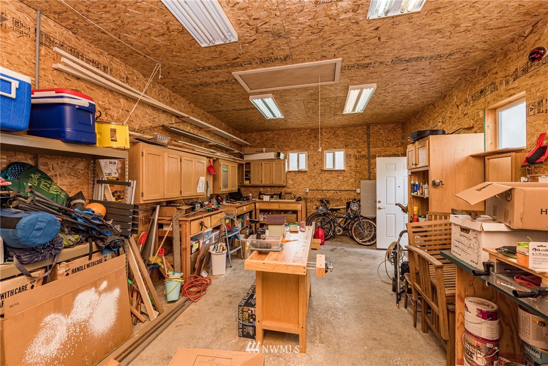 481 Holgerson Road Sequim, WA 98382 - Photo 34 of 40 a view of a room with gym equipment