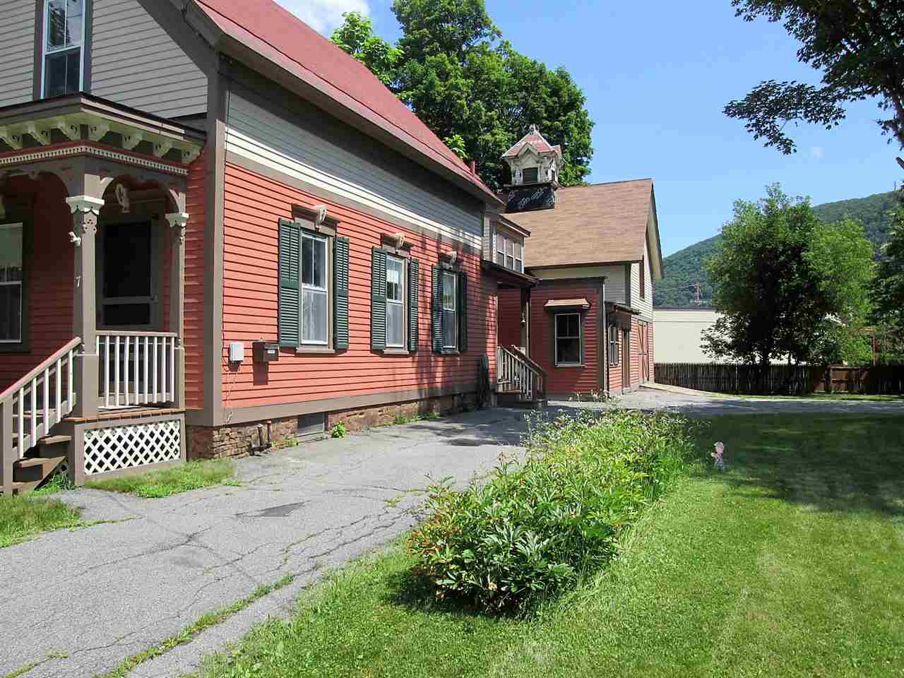 7 Atkinson Street Rockingham, VT 05101 - Photo 4 of 26