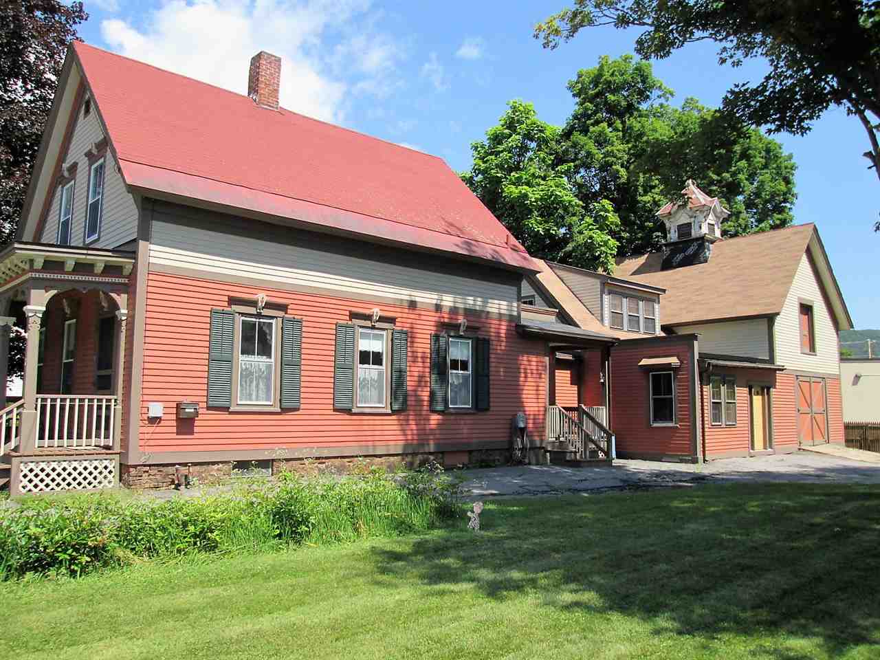 7 Atkinson Street Rockingham, VT 05101 - Photo 5 of 26