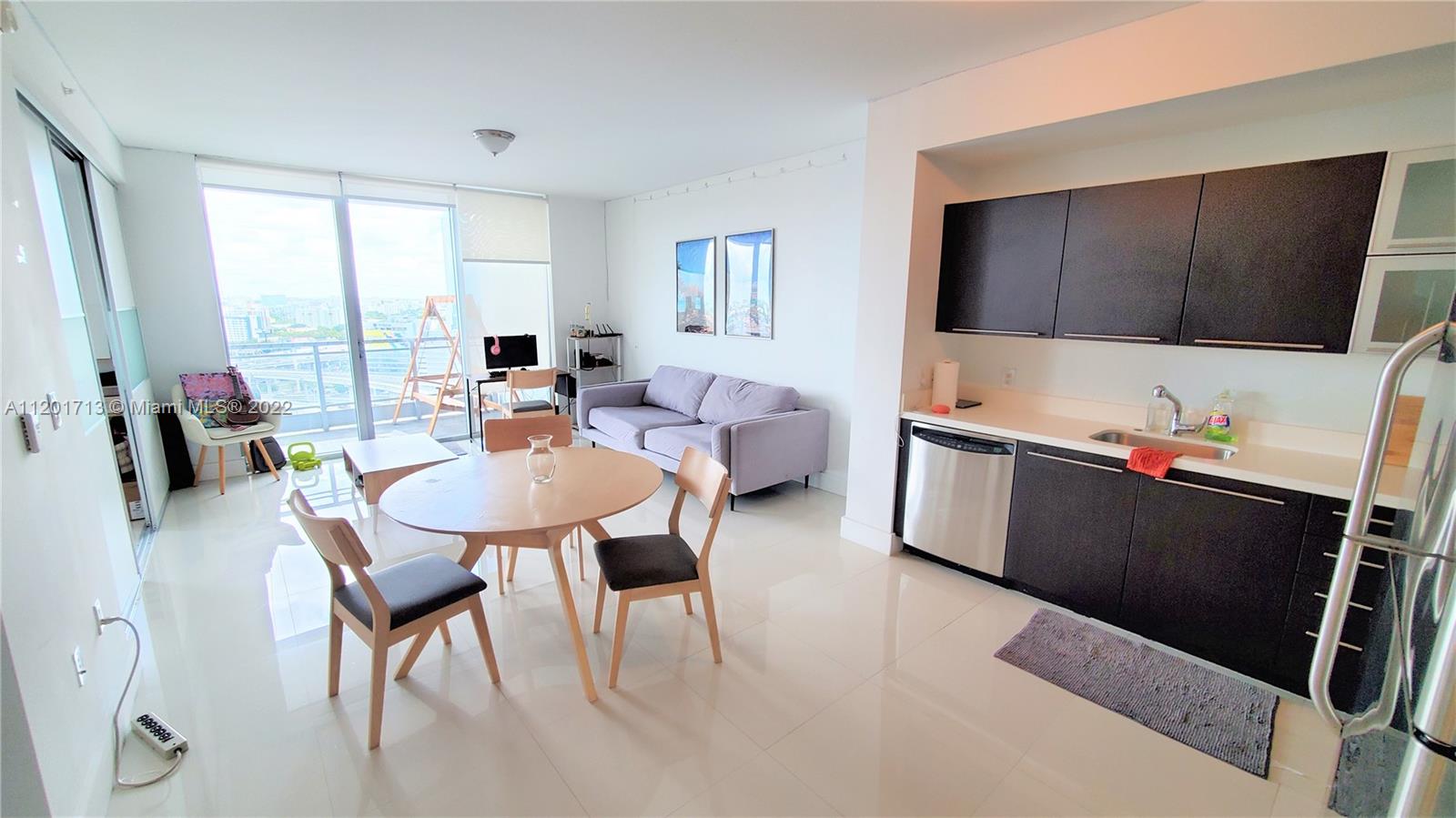 90 Southwest 3rd Street, Unit 2106 Miami, FL 33130 - Photo 1 of 25 Gallery Image 1