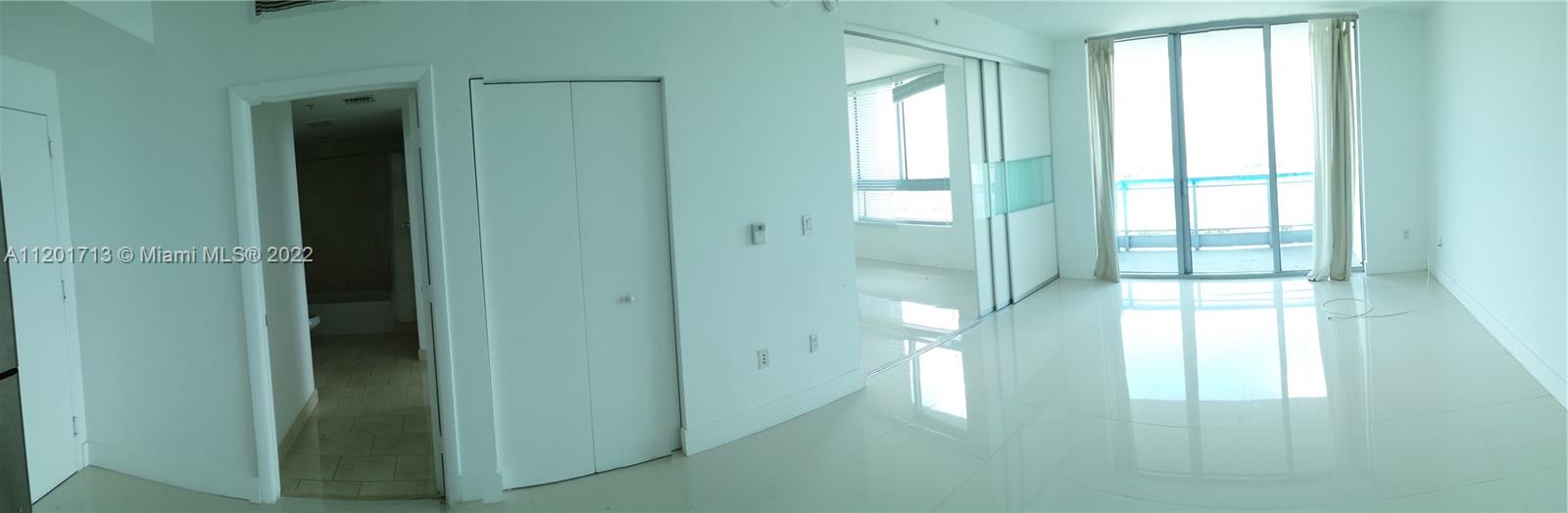90 Southwest 3rd Street, Unit 2106 Miami, FL 33130 - Photo 14 of 25 Gallery Image 14