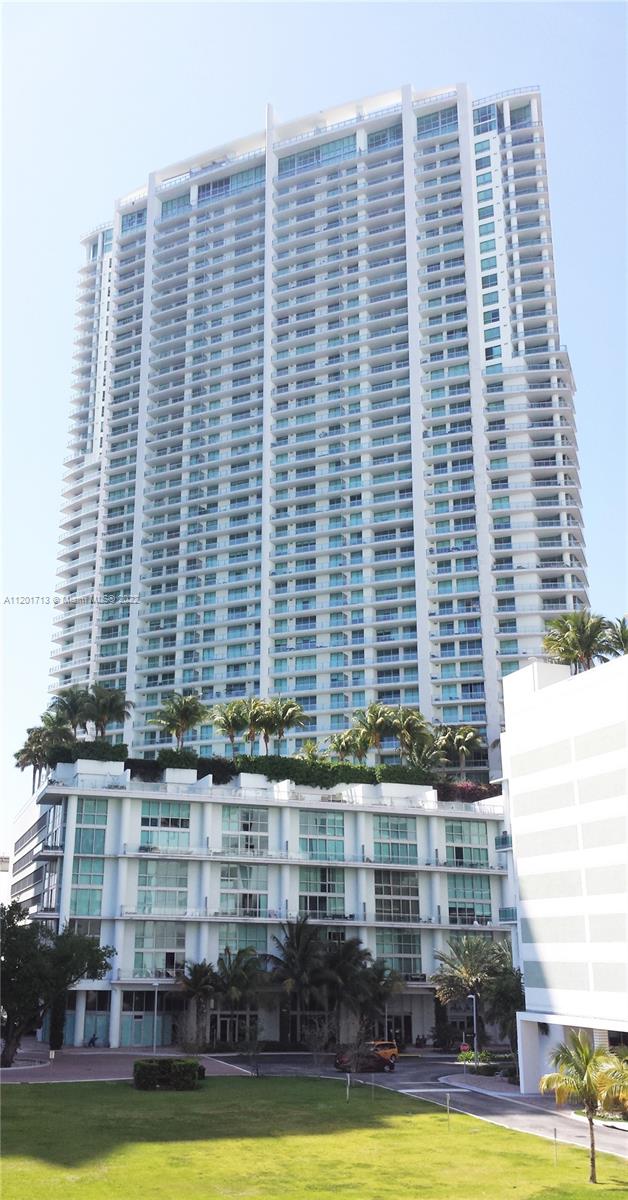 90 Southwest 3rd Street, Unit 2106 Miami, FL 33130 - Photo 22 of 25 Gallery Image 22