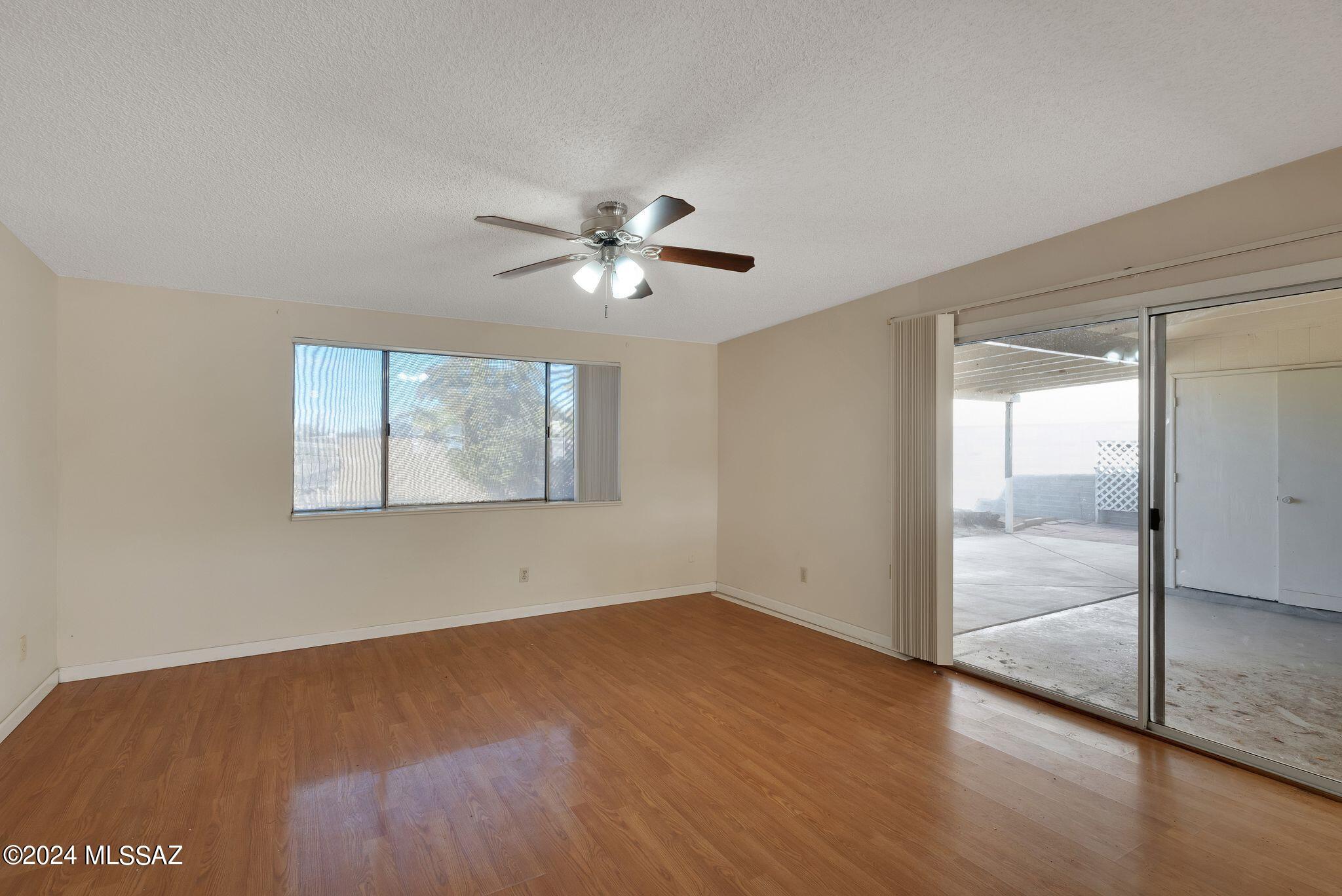 2932 South Harrison Road Tucson, AZ 85730 - Photo 4 of 23 Gallery Image 4