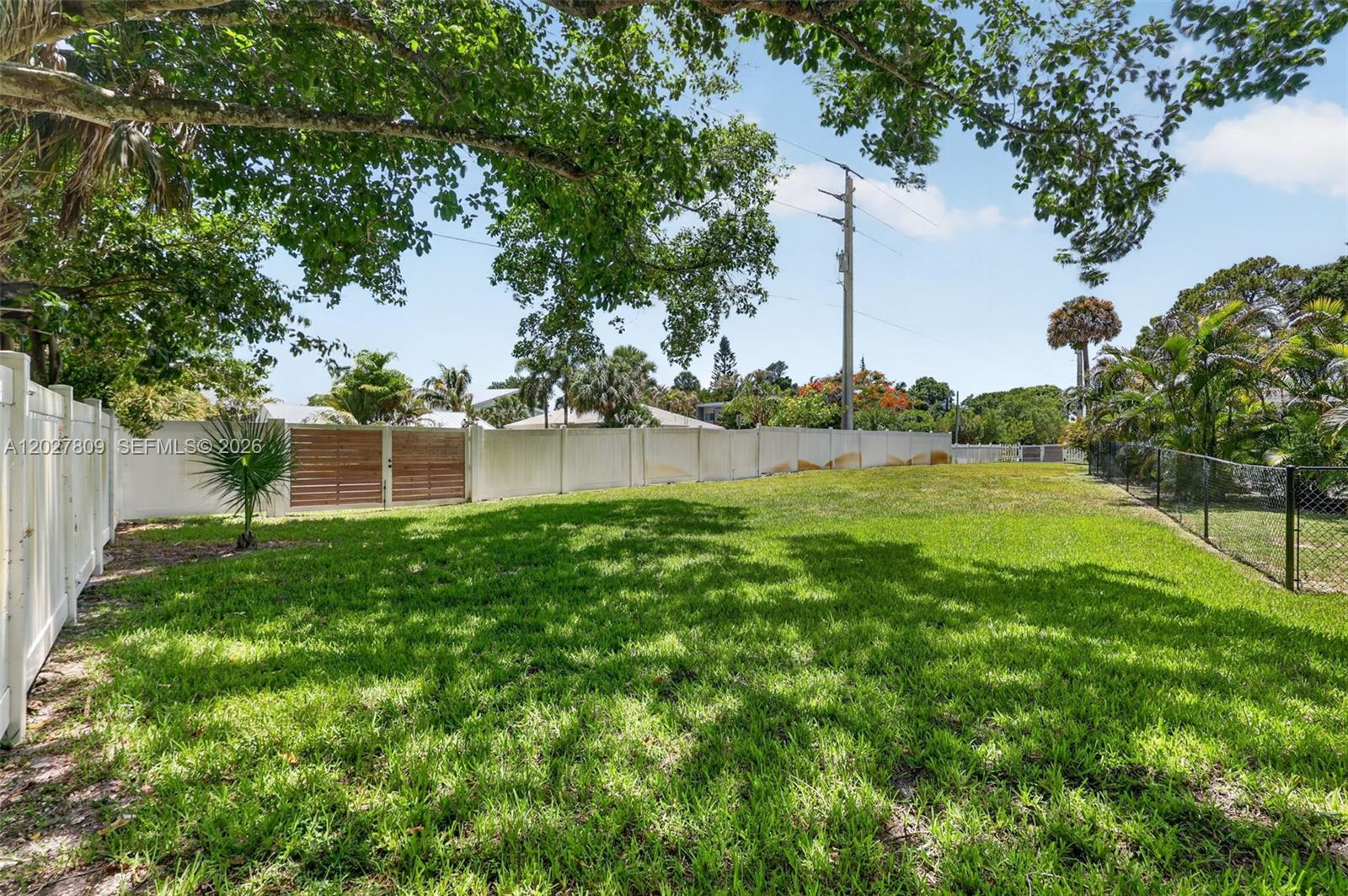 1023 Southeast 7th Street Stuart, FL 34996 - Photo 71 of 80