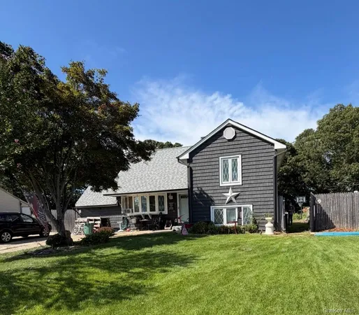 $519,000 | 31 Garden Lane, Centereach, NY 11720