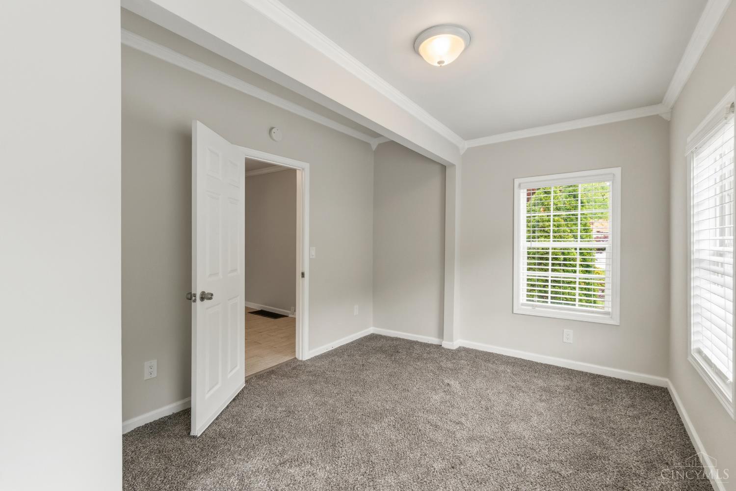 4261 Walton Creek Road Cincinnati, OH 45243 - Photo 22 of 31