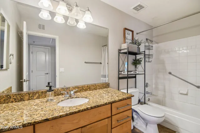 $215,000 | 2025 East Campbell Avenue, Unit 107, Phoenix, AZ 85016