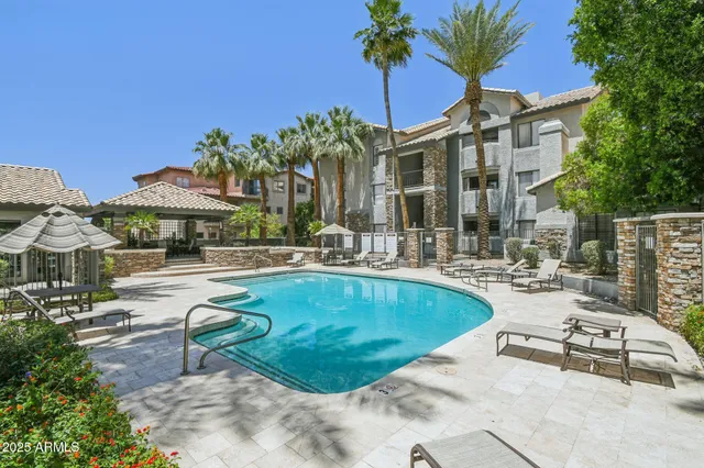 $215,000 | 2025 East Campbell Avenue, Unit 107, Phoenix, AZ 85016