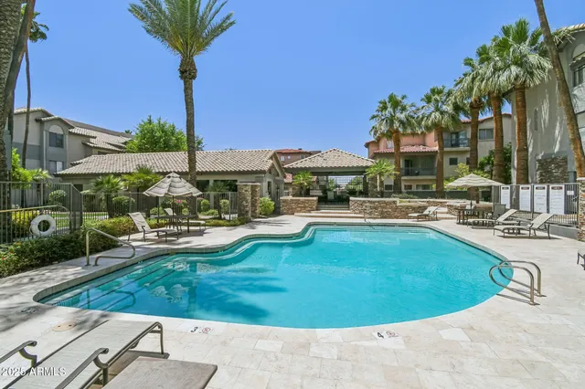 $215,000 | 2025 East Campbell Avenue, Unit 107, Phoenix, AZ 85016