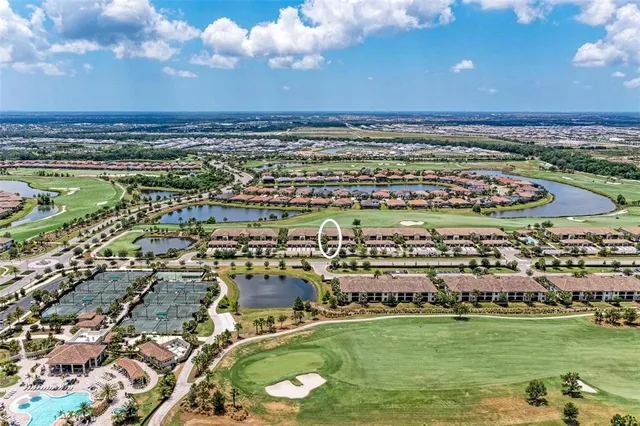 $395,000 | 5517 Palmer Circle, Unit 104, Bradenton, FL 34211