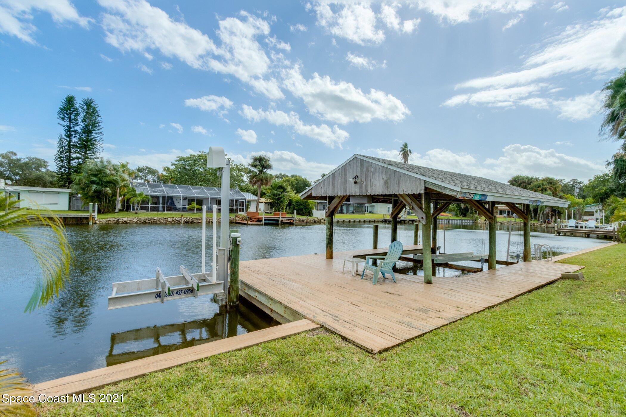 931 Bali Road Cocoa Beach, FL 32931 - Photo 8 of 42