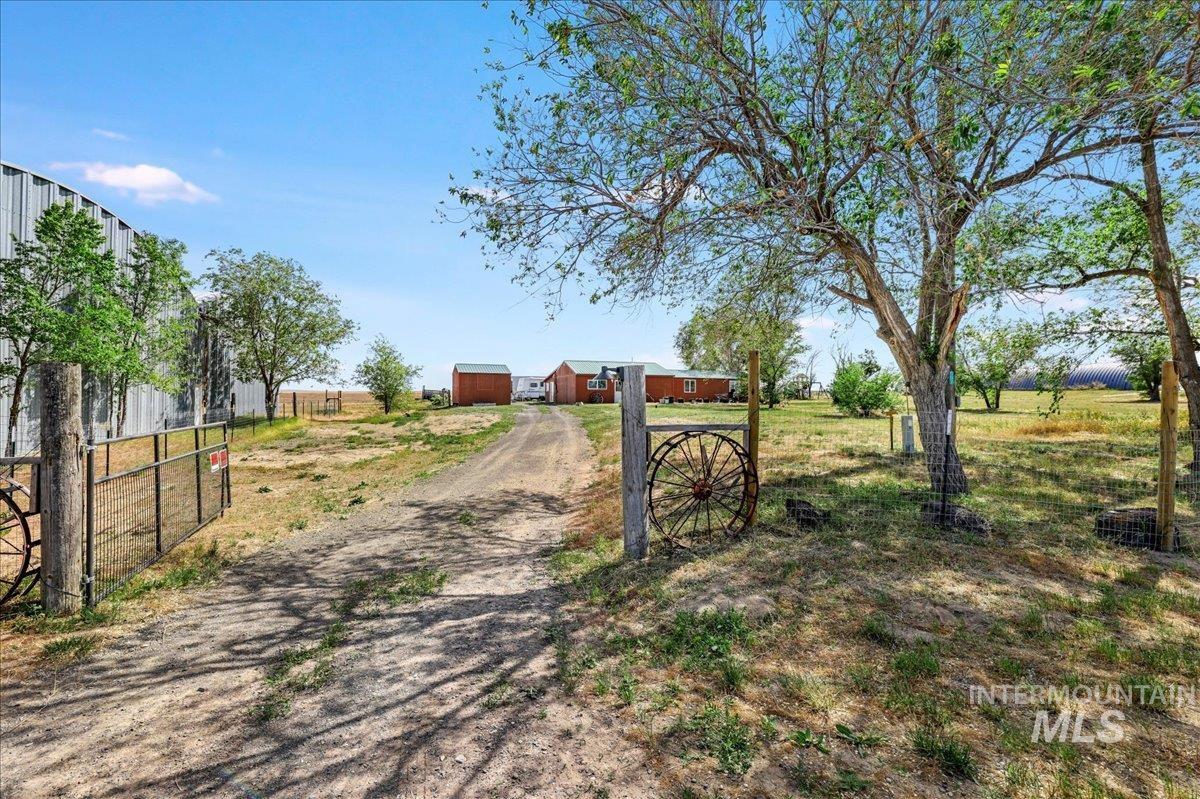 57 East 5400 Road North Hagerman, ID 83332 - Photo 12 of 45