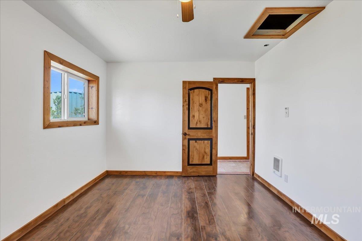 57 East 5400 Road North Hagerman, ID 83332 - Photo 20 of 45