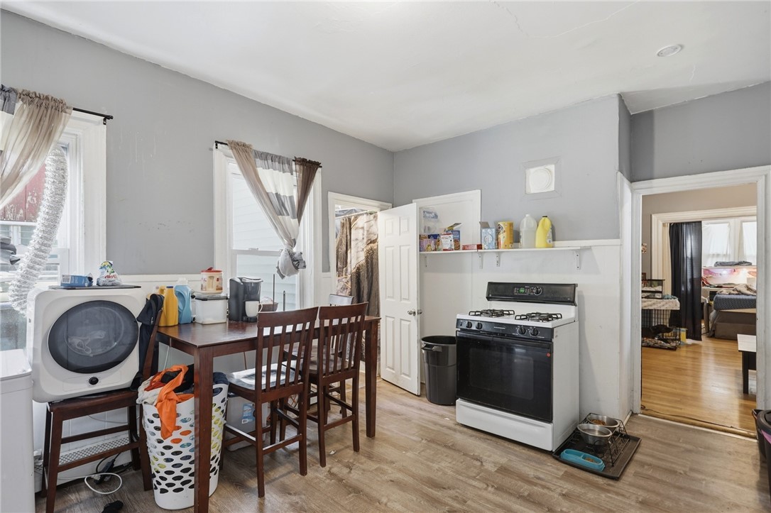 75 Laban Street Providence, RI 02909 - Photo 4 of 43