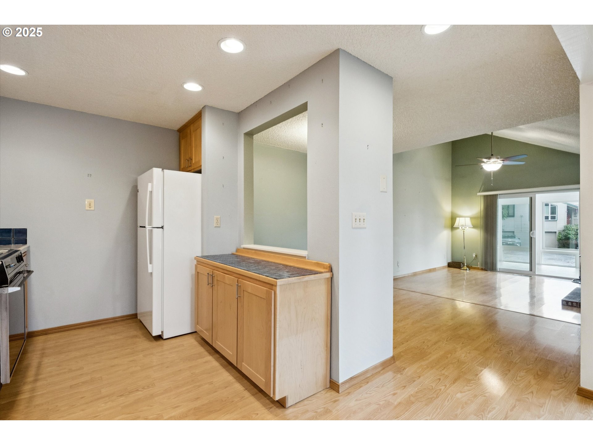 6170 Southwest Heights Lane Beaverton, OR 97007 - Photo 15 of 39