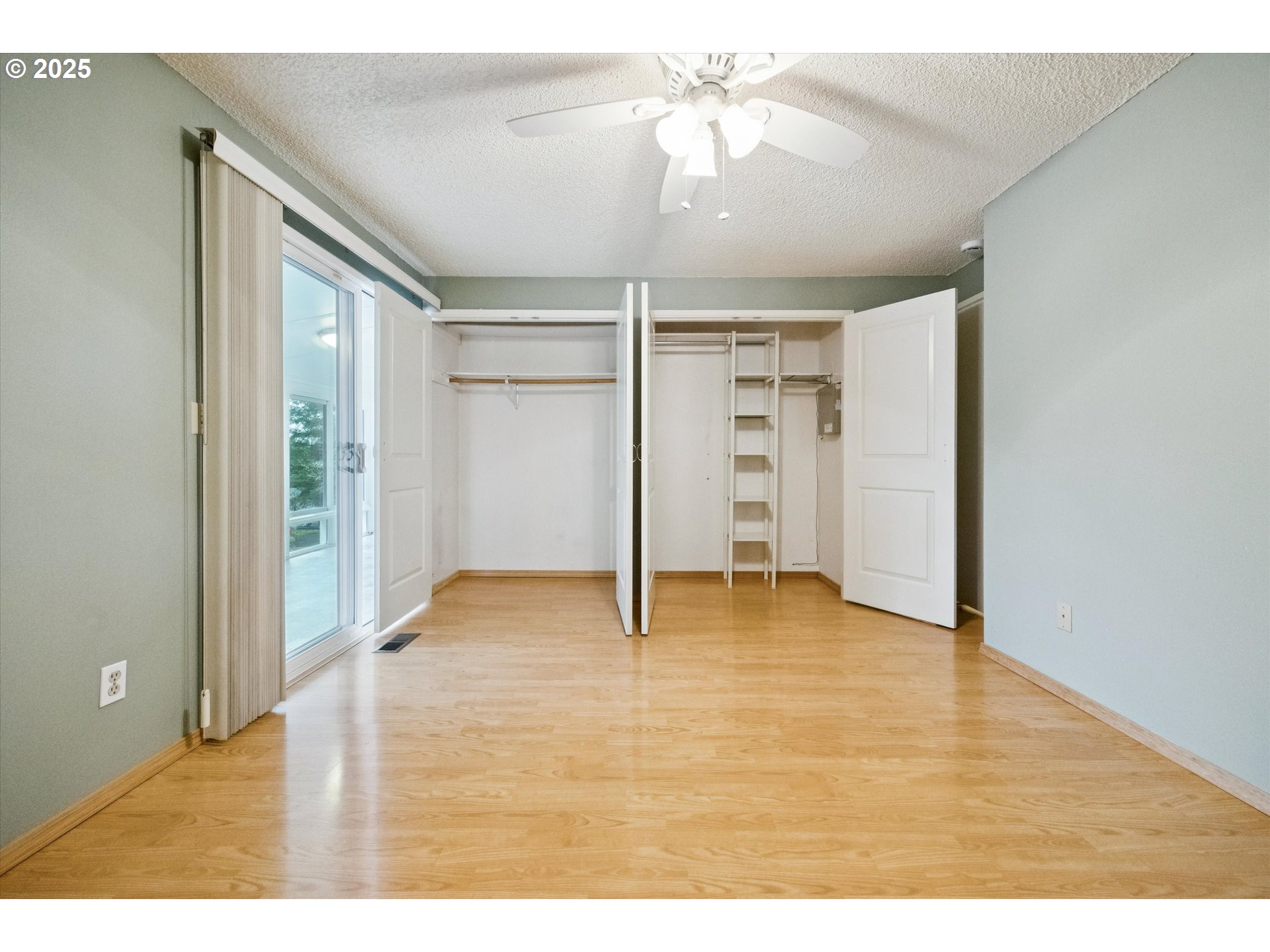 6170 Southwest Heights Lane Beaverton, OR 97007 - Photo 21 of 39