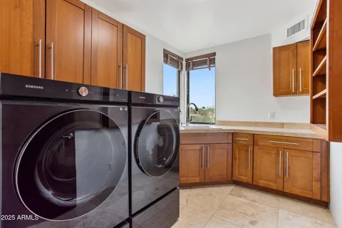 a view of a entryway door of the house