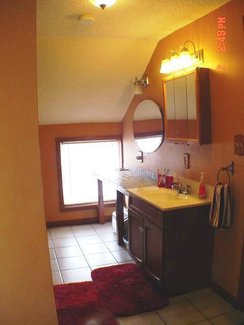 2422 Cleveland Street Clinton, IA 52732 - Photo 18 of 24 Gallery Image 18