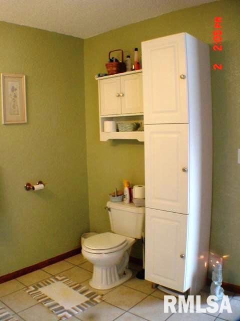 2422 Cleveland Street Clinton, IA 52732 - Photo 10 of 24 Gallery Image 10