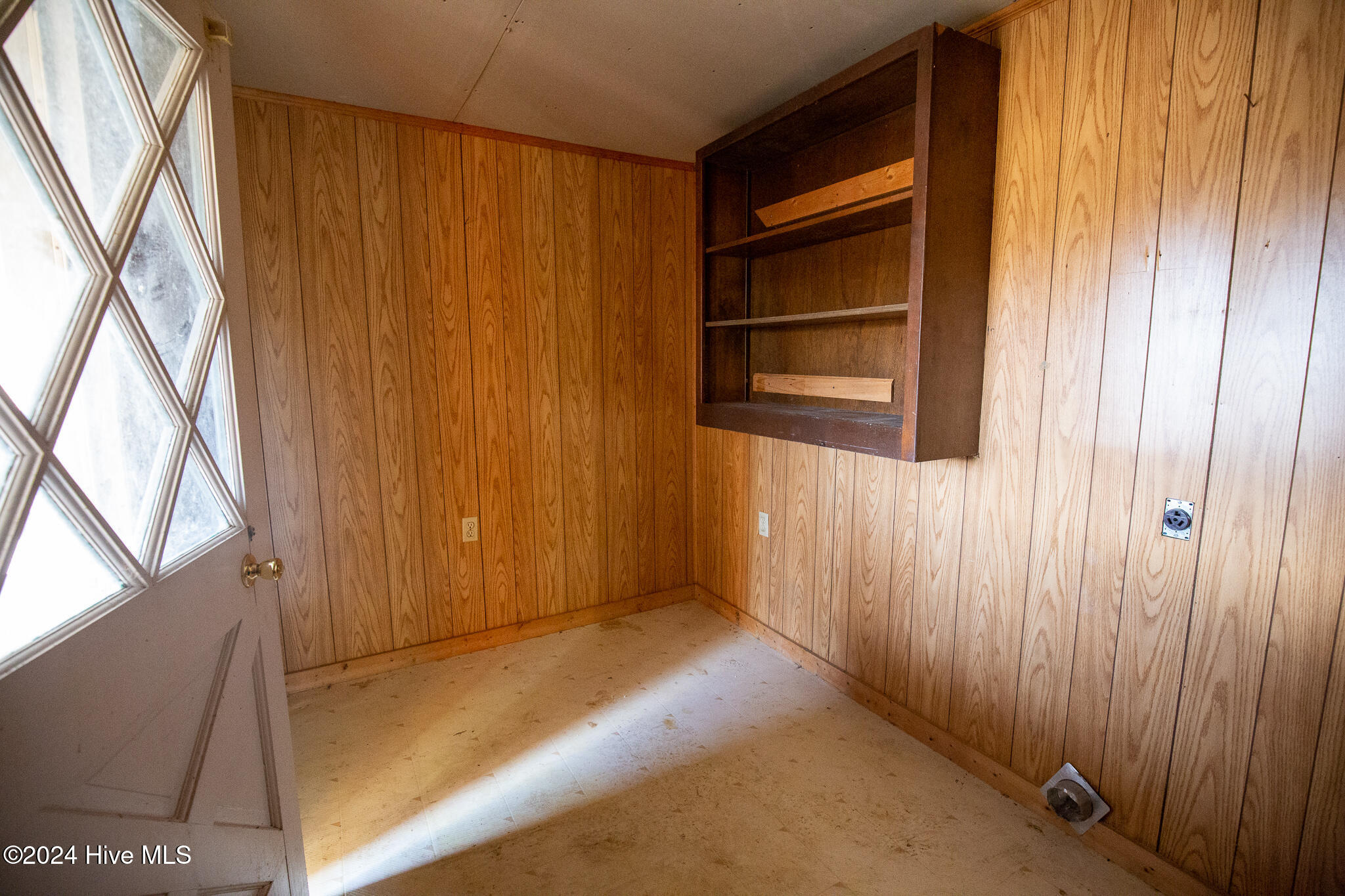 865 Silver Spoon Road Evergreen, NC 28438 - Photo 20 of 33 evergreen laundry2
