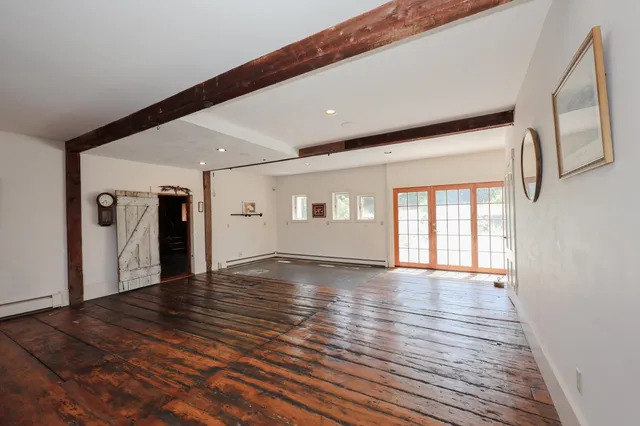 $699,900 | 25 Pleasant Street, Goffstown, NH 03045