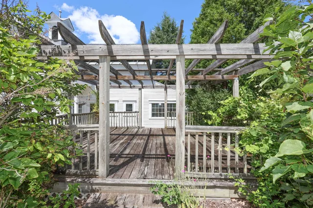 $699,900 | 25 Pleasant Street, Goffstown, NH 03045