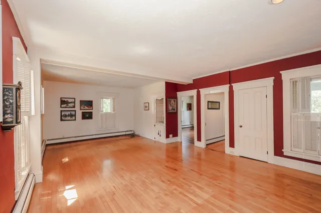 $699,900 | 25 Pleasant Street, Goffstown, NH 03045