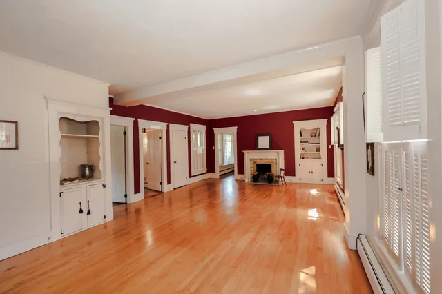 $699,900 | 25 Pleasant Street, Goffstown, NH 03045