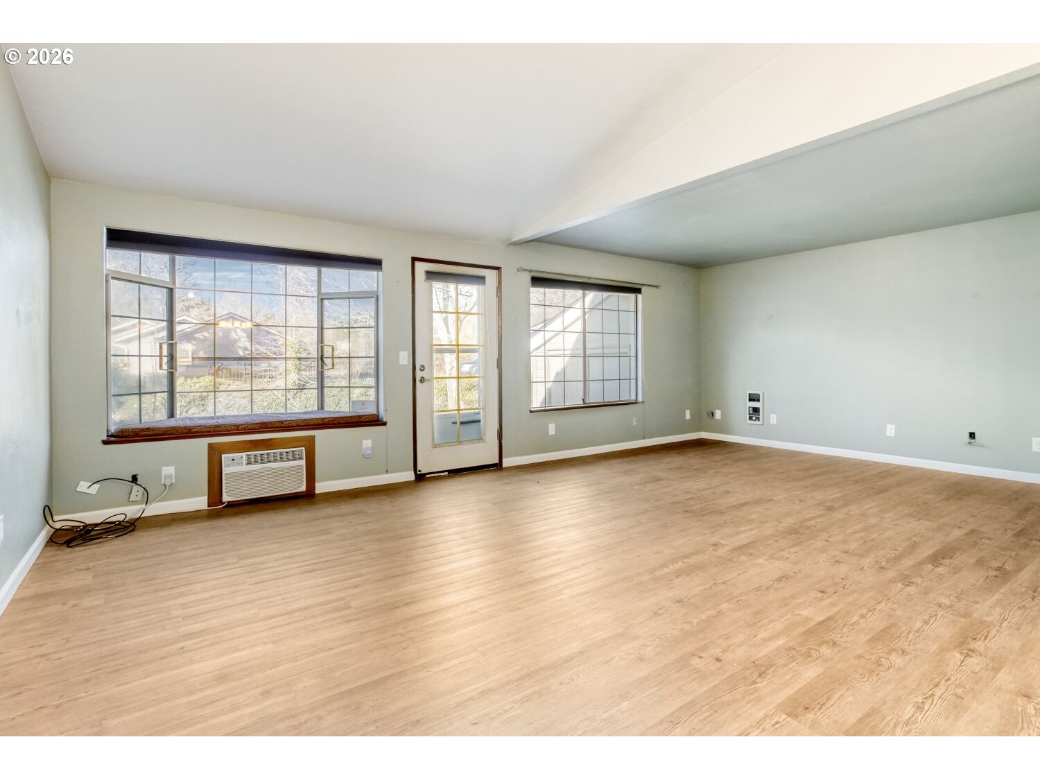 13775 Southwest Scholls Ferry Road Beaverton, OR 97008 - Photo 4 of 27