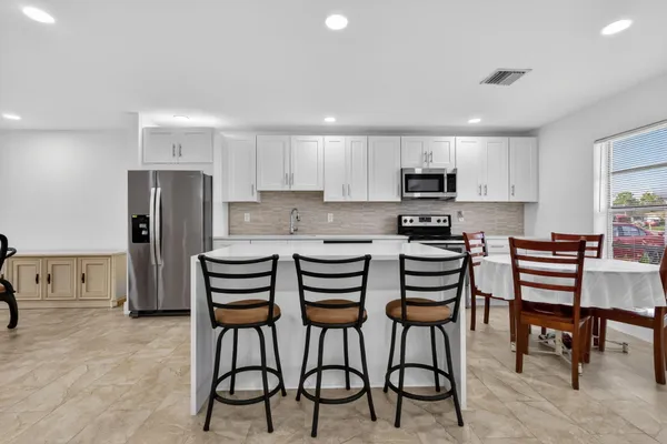 $2,650 | 5093 Privet Place, Unit A1, Delray Beach, FL 33484