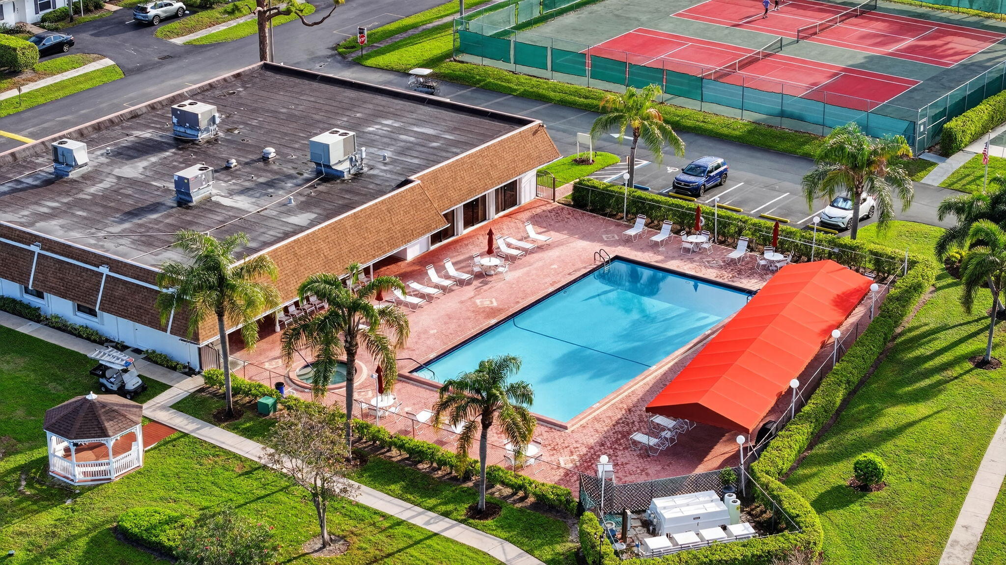 5093 Privet Place, Unit A1 Delray Beach, FL 33484 - Photo 52 of 54 an aerial view of a backyard