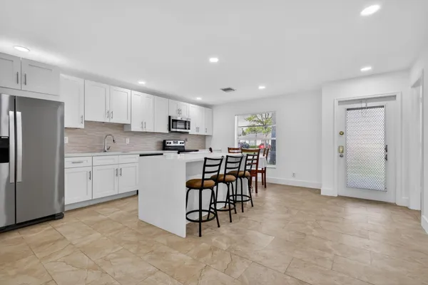 $2,650 | 5093 Privet Place, Unit A1, Delray Beach, FL 33484