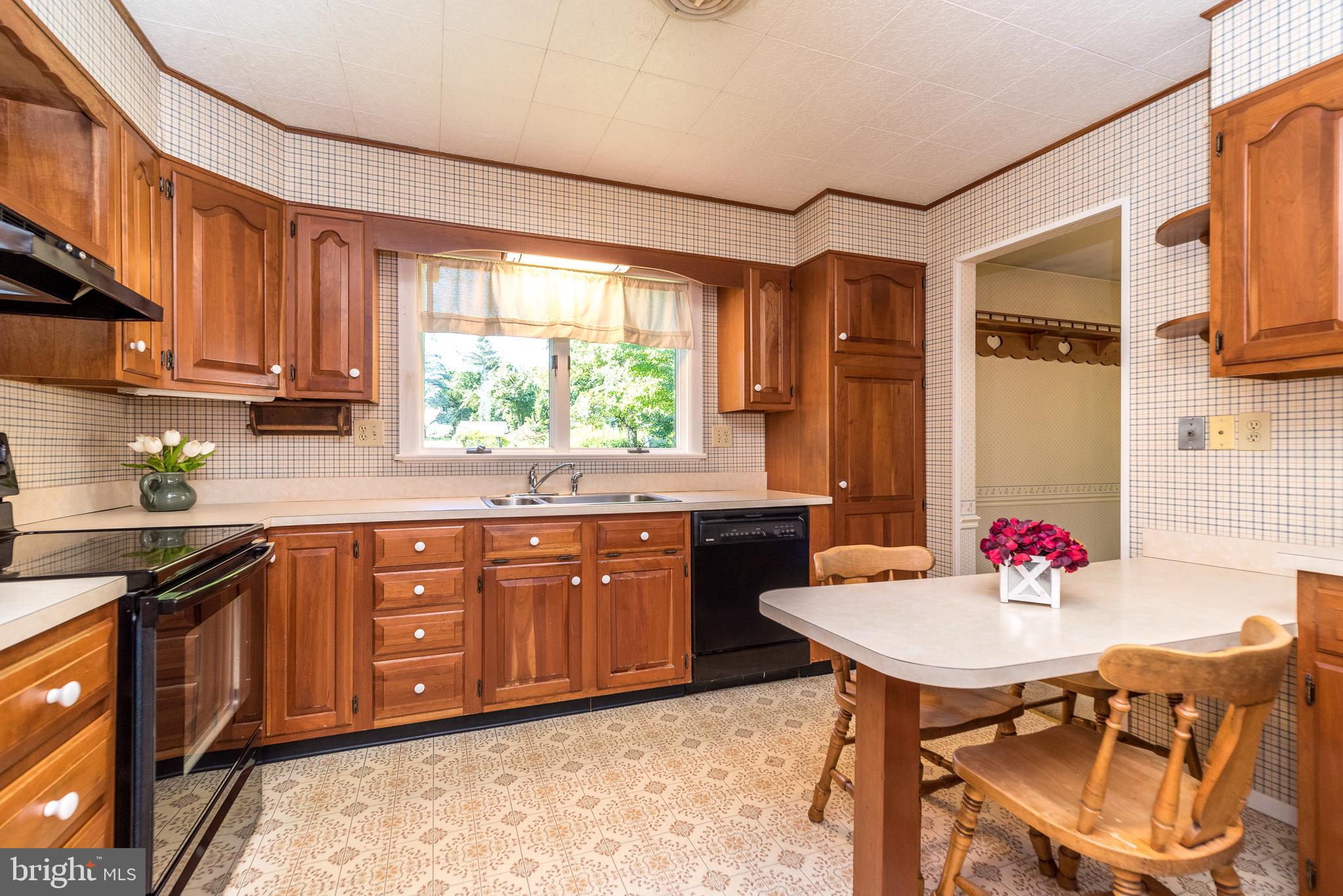 1606 Dillon Road Ambler, PA 19002 - Photo 16 of 51 Kitchen
