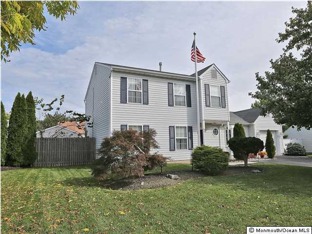 10 Assateague Road Howell, NJ 07731 - Photo 1 of 25 Primary Photo