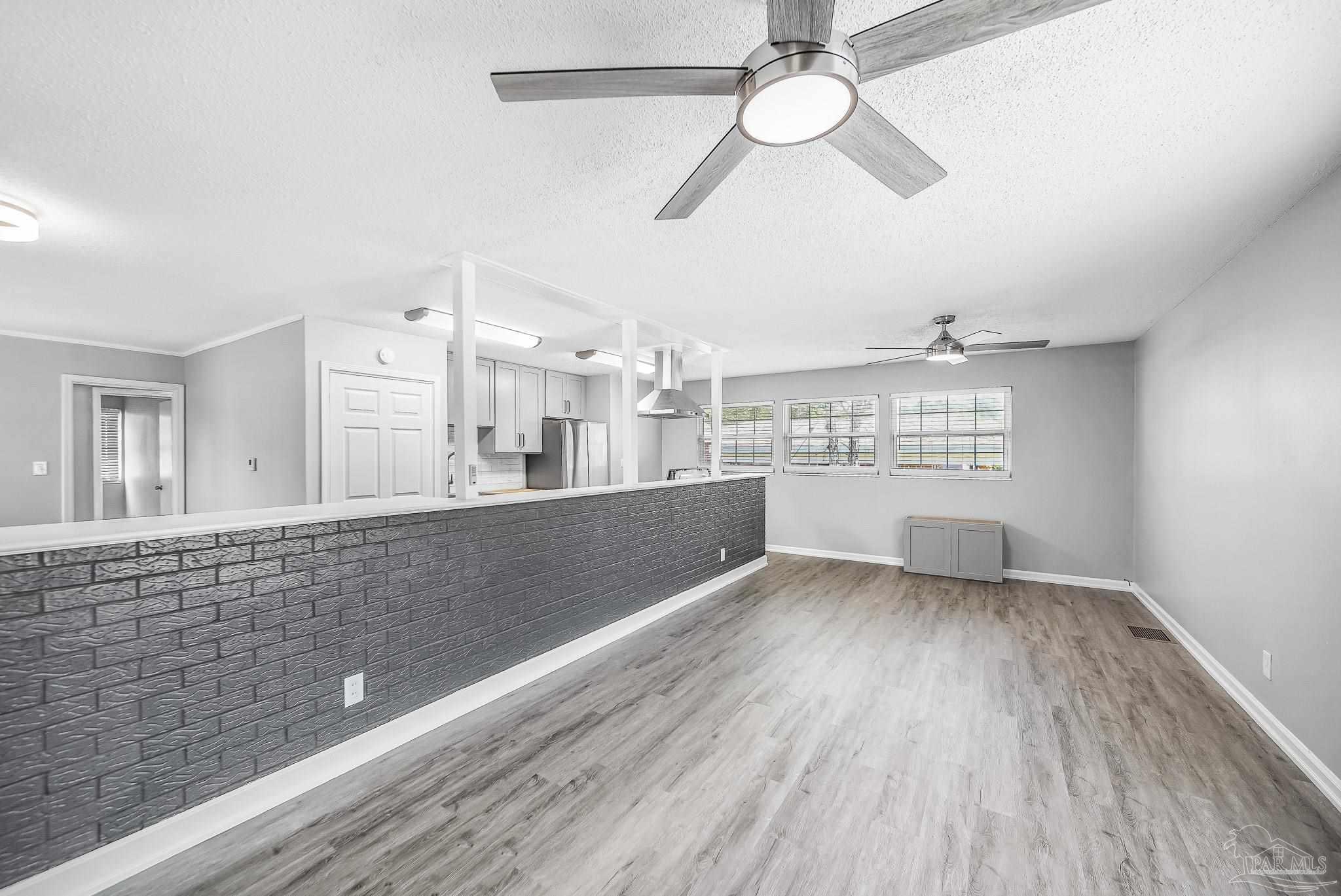 3250 Adrian Road Pensacola, FL 32504 - Photo 4 of 33