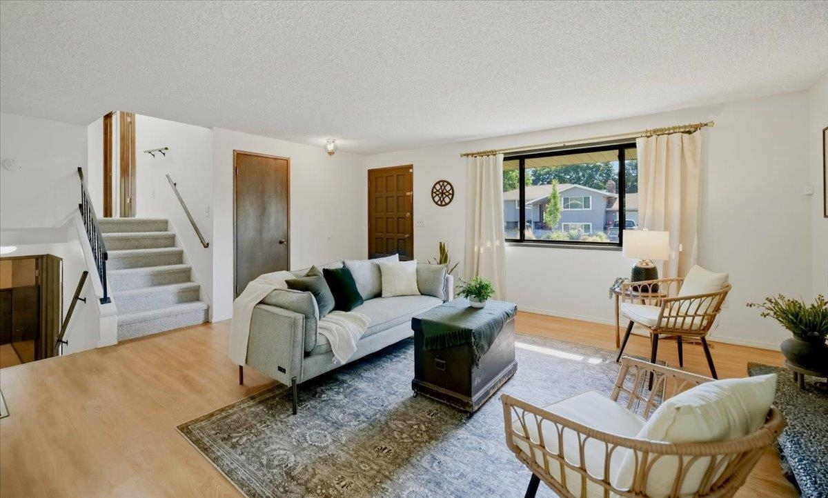 6425 North Elizabeth Street Spokane, WA 99208 - Photo 2 of 24