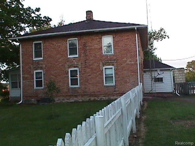 5481 Pratt Road Lapeer, MI 48446 - Photo 3 of 22 MVC-020F.jpg