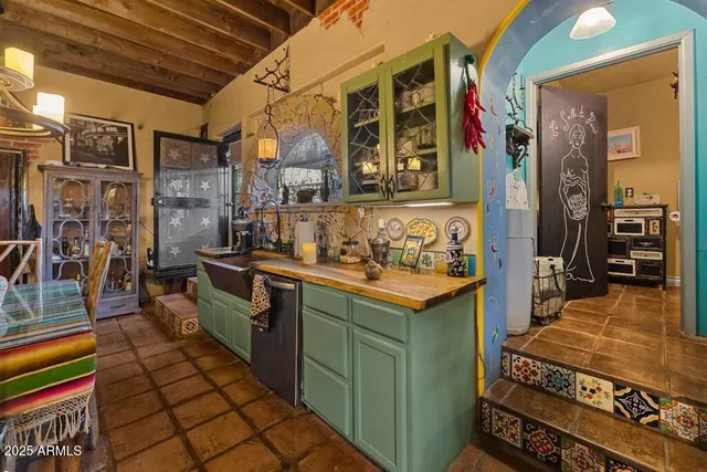 $480,000 | 14 Black Knob View, Bisbee, AZ 85603