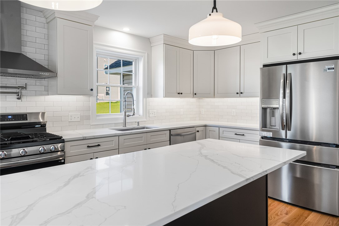 200 St Louis Avenue Woonsocket, RI 02895 - Photo 4 of 30