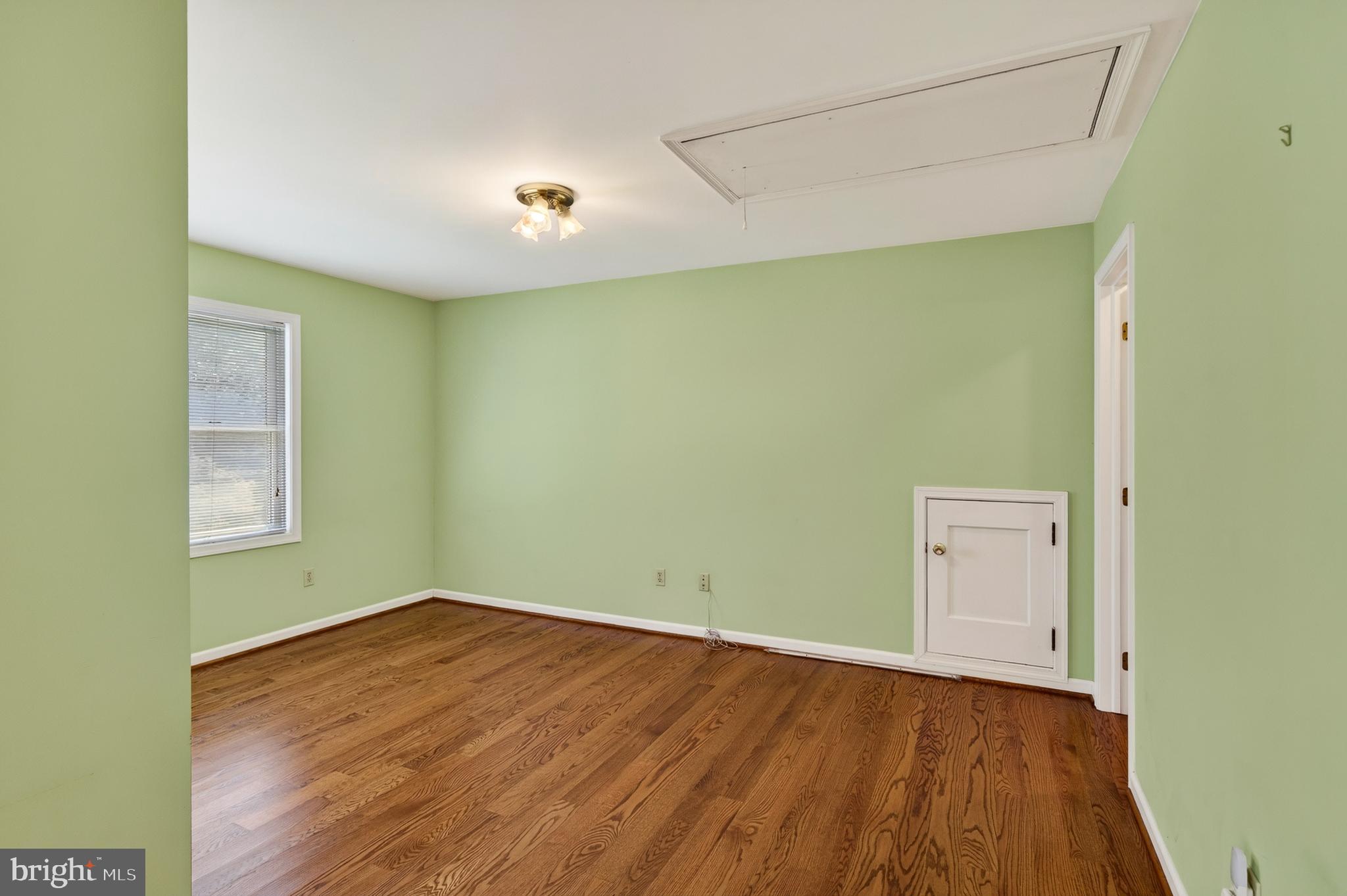 2741 Hillview Road Broomall, PA 19008 - Photo 35 of 80 Sitting area/Bonus Room