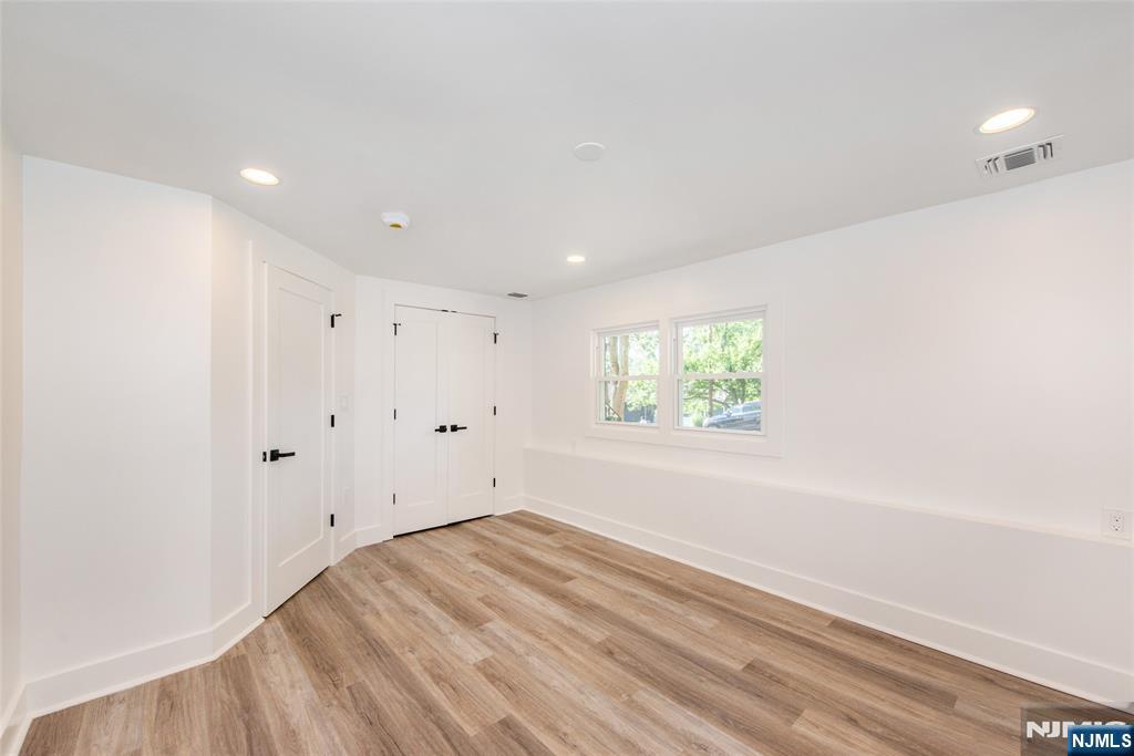 13 Arverne Road West Orange, NJ 07052 - Photo 16 of 23
