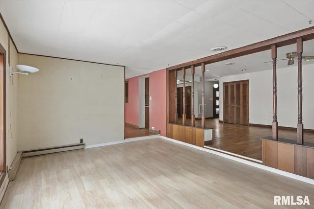 $139,900 | 721 East Gibson Street, New Berlin, IL 62670