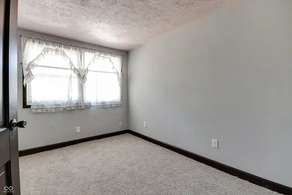 $495,000 | 8 Mill Springs, Coatesville, IN 46121