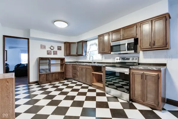 $475,000 | 8 Mill Springs, Coatesville, IN 46121