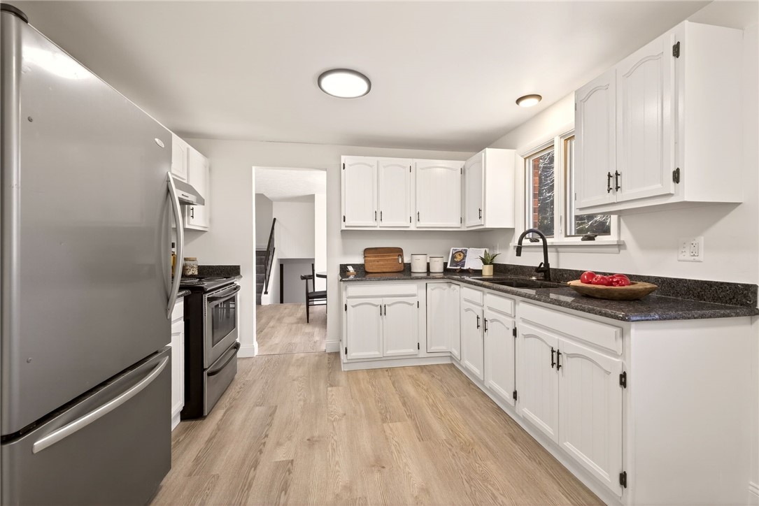 19 Chimney Hill Road Greece, NY 14612 - Photo 13 of 29