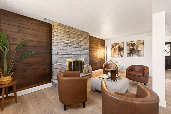 $249,900 | 19 Chimney Hill Road, Greece, NY 14612