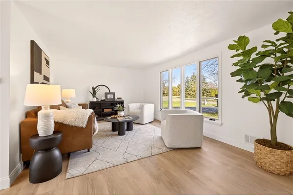 $249,900 | 19 Chimney Hill Road, Greece, NY 14612