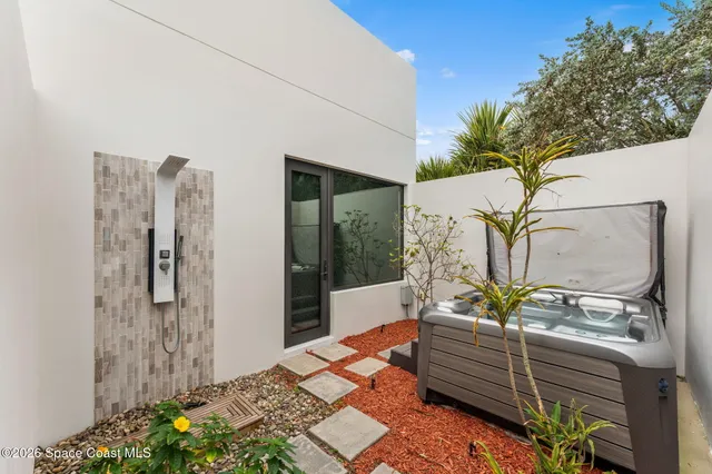 $1,196,000 | 6530 South Hwy A1A, Melbourne Beach, FL 32951